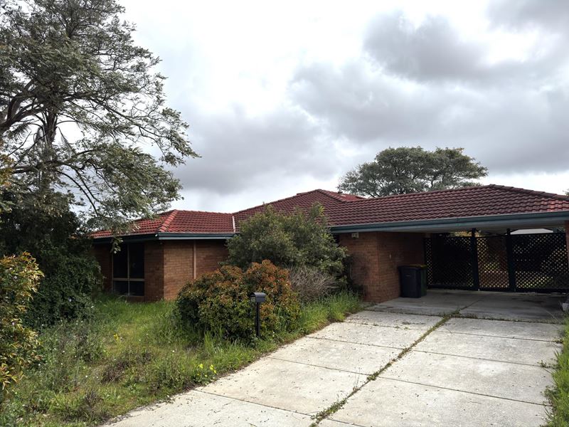 22 Larkspur Pl, Thornlie WA 6108