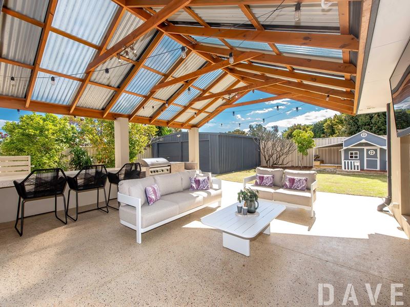 11 Gregory Avenue, Padbury WA 6025