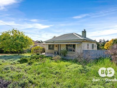 12 Atkinson St S, Collie WA 6225