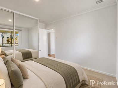 10/2 Wheeler Street, Morley WA 6062