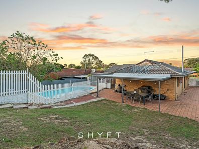 187 Camberwarra  Drive, Craigie WA 6025