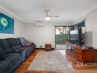 1/18 Simons Way, Langford WA 6147