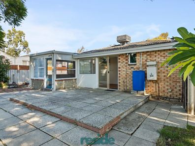 6 Charles Street, Maida Vale WA 6057