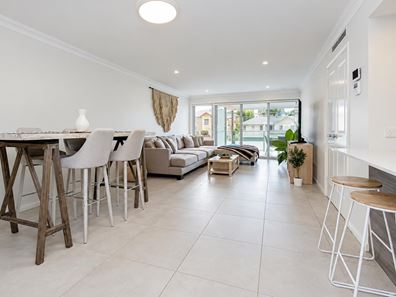 1/57 Pearl Parade, Scarborough WA 6019
