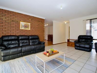 36 Cambridge Crescent, Cooloongup WA 6168