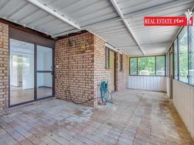 18C Rhine Way, Swan View WA 6056