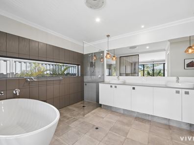 4 Aniseed Road, Treeby WA 6164