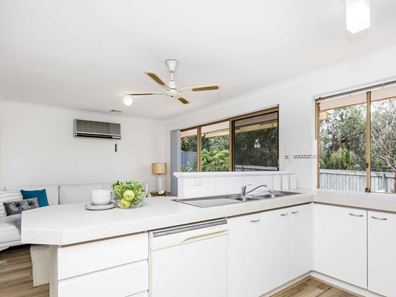 2/1 Kilpa Court, City Beach WA 6015