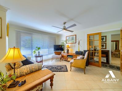 8 Thorne Street, Lower King WA 6330