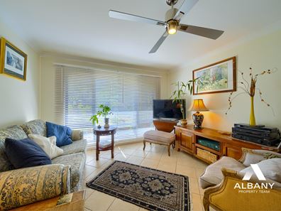 8 Thorne Street, Lower King WA 6330