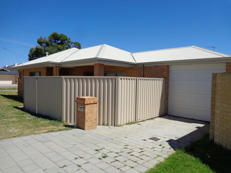 81 Henry Street, East Cannington WA 6107