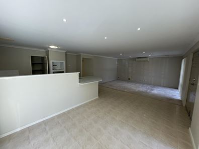 123 Pavilion Circle, The Vines WA 6069