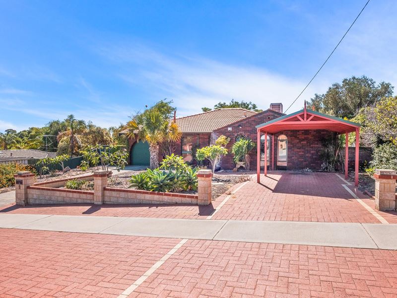 9 Caley Road, Padbury WA 6025