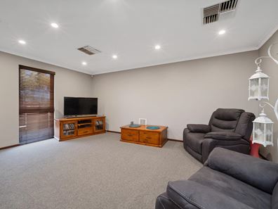 9 Caley Road, Padbury WA 6025