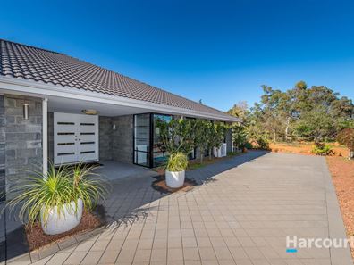 110 Chardonnay Drive, Lower Chittering WA 6084