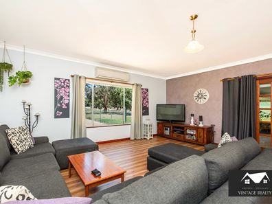 31 Jennie Place, North Dandalup WA 6207