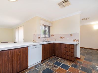 5 August Court, Bull Creek WA 6149