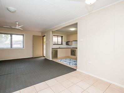 2/1 Brown Way, South Hedland WA 6722