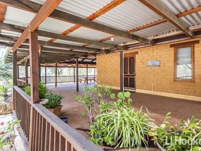 24 Henry Street West, Toodyay WA 6566