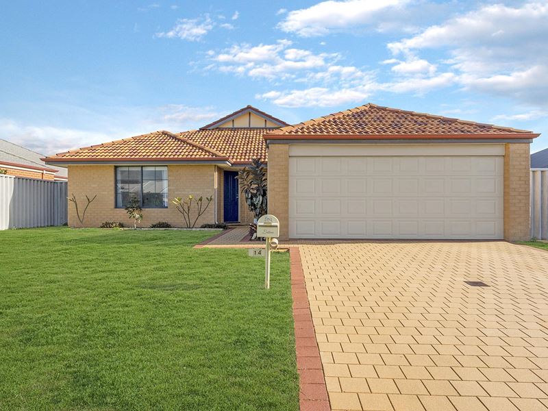 14 Newark Way, Secret Harbour WA 6173