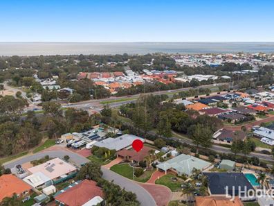17 Lilac Green, Halls Head WA 6210