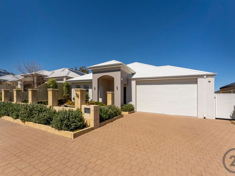 16 Hawley Way, Madora Bay