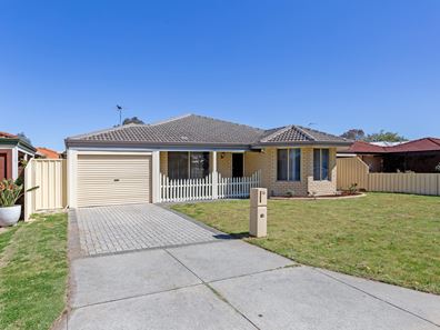 25 Grenache Crescent, Caversham WA 6055