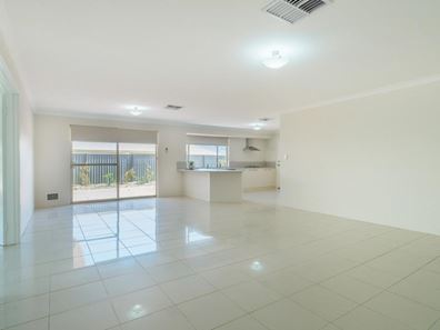24 Benalla Crescent, Byford WA 6122