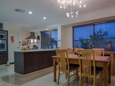5 Rossiters Cove, Clarkson WA 6030