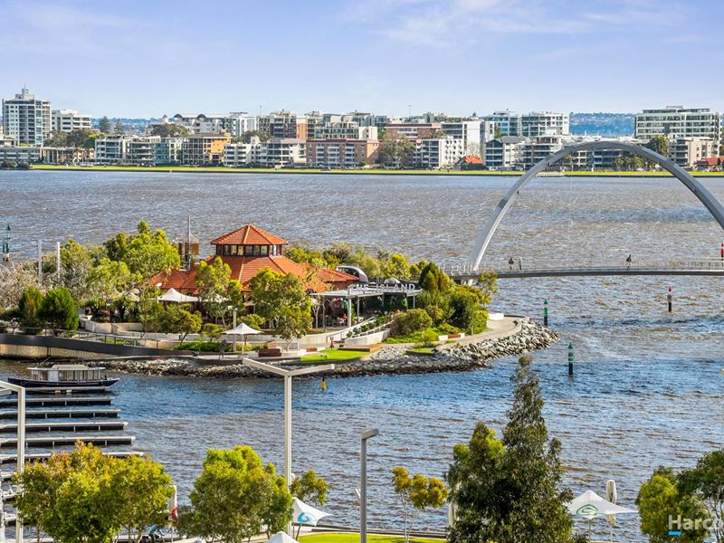 51/2 Sherwood Court, Perth