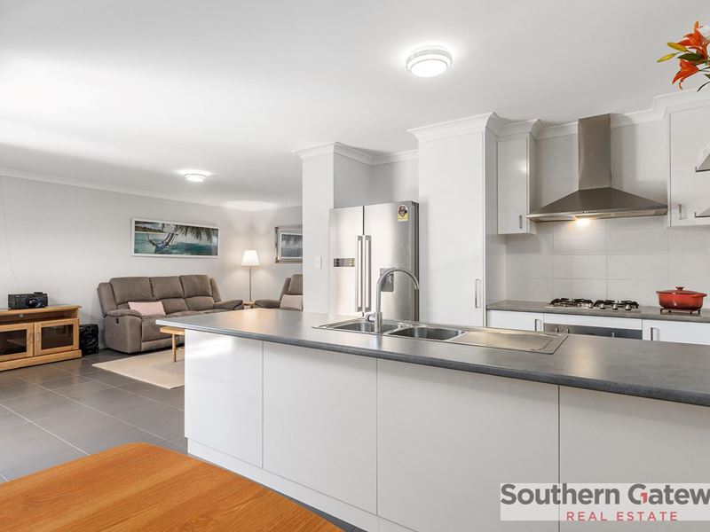 128 Lambeth Circle, Wellard