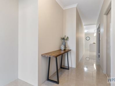 27 Monroe Cross, Aveley WA 6069