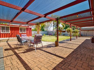 18 Kenton Way, Rockingham WA 6168