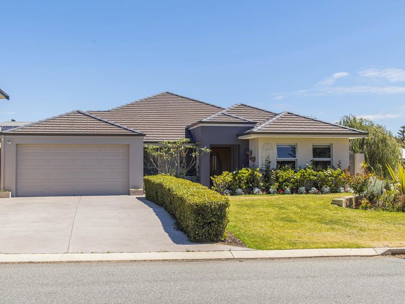 16 Sail Avenue, Wannanup
