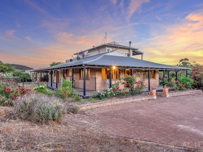 61 Mistletoe View, Crossman