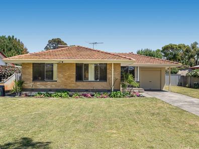 21 Pembury Road, Thornlie WA 6108