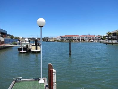 19 Reverie Mews, Halls Head WA 6210