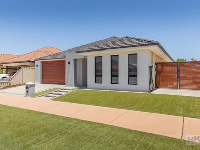 9 Domina Turn, Caversham WA 6055