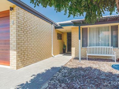 8 Pytheas Approach, Dudley Park WA 6210