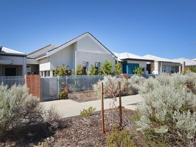 8 Felix Lane, Clarkson WA 6030