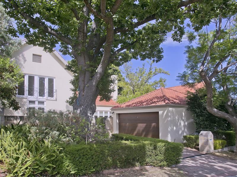 18 Cliff Way, Claremont