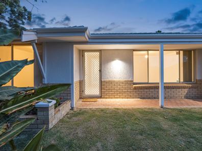 11 Port Jackson Parade, Quinns Rocks WA 6030