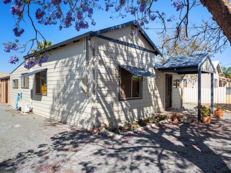 27 Rosenberg Crescent, Kalgoorlie