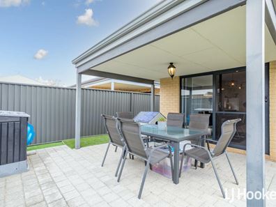 5 Evandale Way, Harrisdale WA 6112