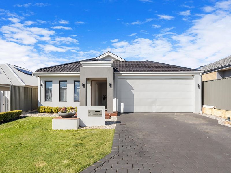 42 Everingham Street, Clarkson
