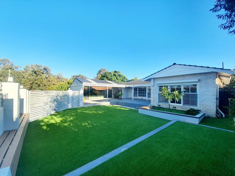 13 Bywood Way, Lynwood