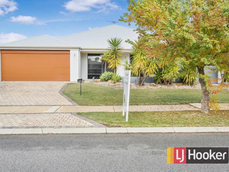 14 Kalinda Pass, Piara Waters