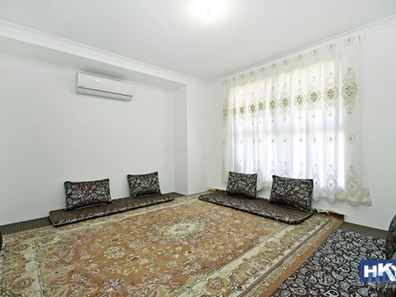 27 Burnett Road, Brabham WA 6055