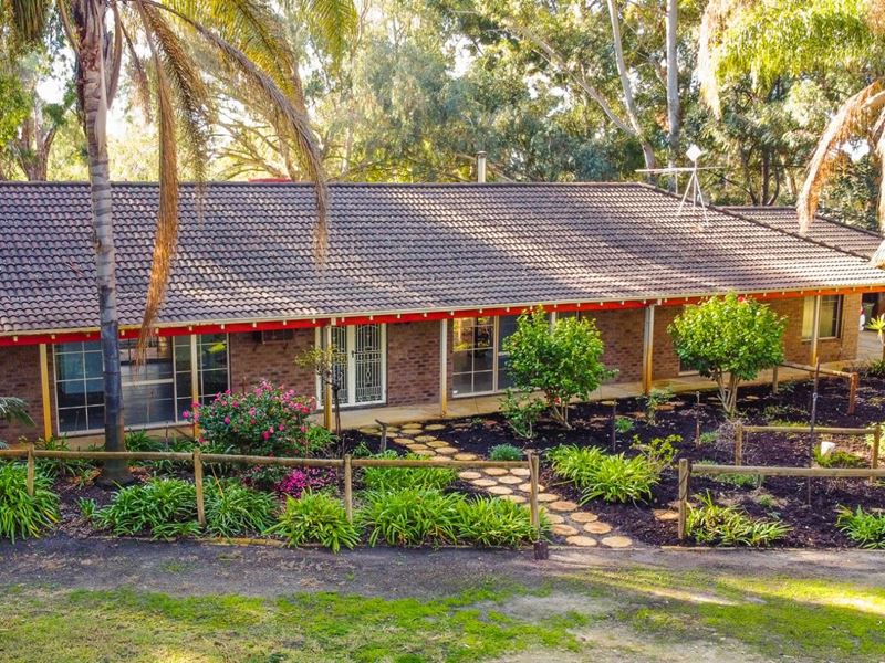 94 Blair Road, Oakford