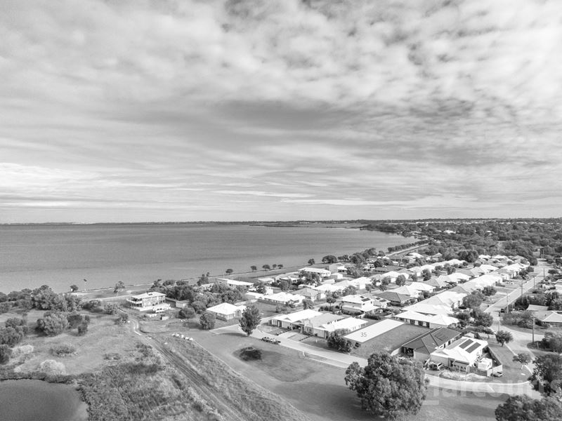 35 Vaucluse Way, Coodanup